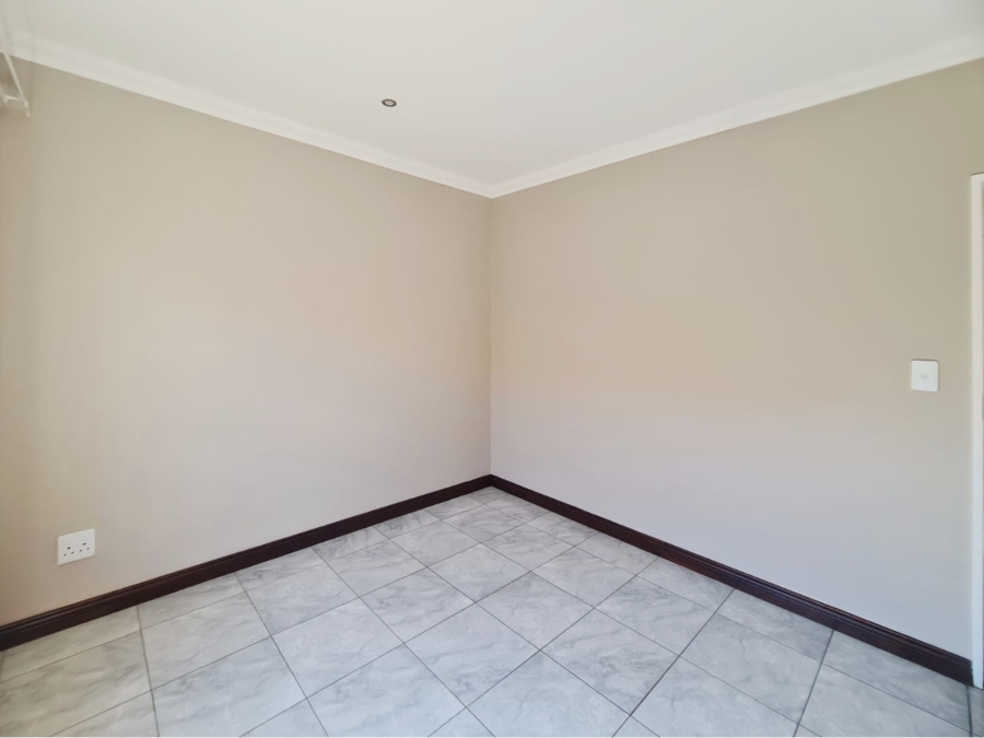 3 Bedroom Property for Sale in Melodie North West